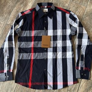 Burberry NWT shirt